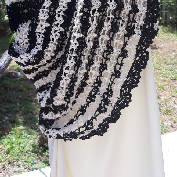 BCBGMaxazria Crocheted Dress - Picture 7 of 8